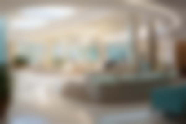 该科室的医美项目十分丰富，有减肥塑形、韩式半恒久、假体丰臀、头发种植、发际线种植、种胡须、隆鼻、垫鼻基底、鼻部综合整形、去胎记等。这些项目涵盖了多个美容整形领域，能够满足不同顾客对于美的需求。