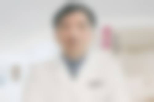 厚嘴唇可以改薄吗女生