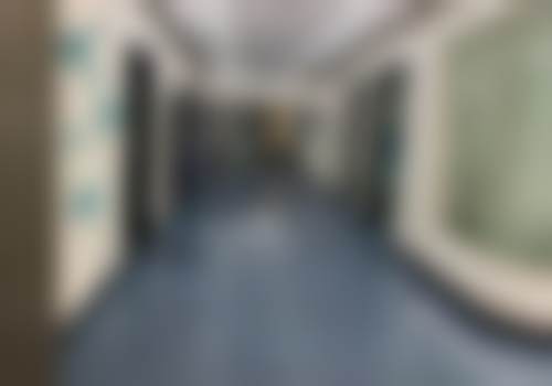 核心优势解析：数字化设备与骨干医生团队的双重保护
